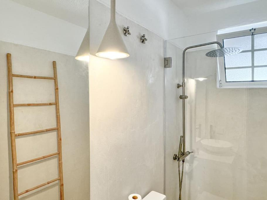 Costa Inn Beach House With Pool By Homeful Homes Кошта-да-Капарика Экстерьер фото